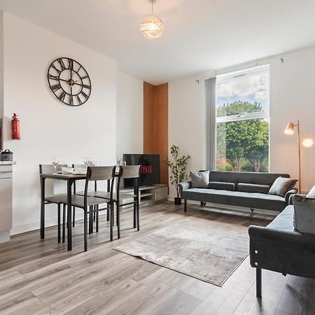 Bronze Haven - A Luxe And Cozy Stay In Бирмингем Экстерьер фото